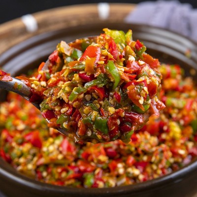 学堂食记厂家直供湖南秘制剁椒鱼头双椒酱120g/袋批发一件代发图2