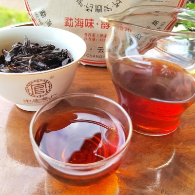 中宏印勐海普洱熟茶 布朗山古树普洱茶饼 云南七子饼茶厂家 直销图5