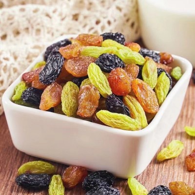 新疆特产四色葡萄干批发代发500g 新货吐鲁番无核四色葡萄干图4