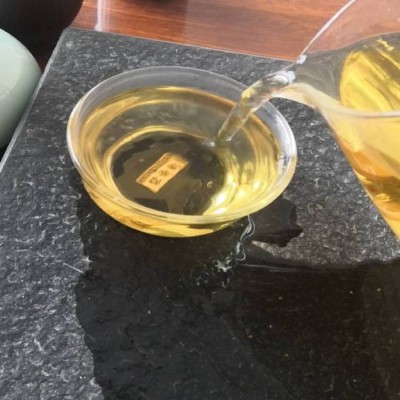 咏普号白茶 凤庆大叶种老白茶 产地平河大古树叶子 不炒不揉不晒图4