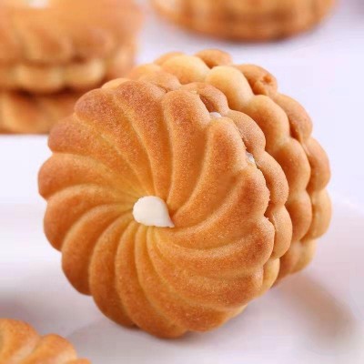 牛奶夹心饼干网红零食休闲食品传统怀旧老式小零食奶油味糕点早餐图3