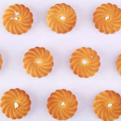 牛奶夹心饼干网红零食休闲食品传统怀旧老式小零食奶油味糕点早餐图4