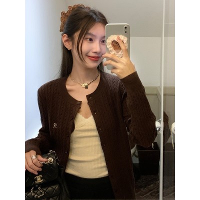 楠涛春秋新款圆领开衫女宽松刺绣毛衣外套麻花针织衫休闲百搭上衣图4