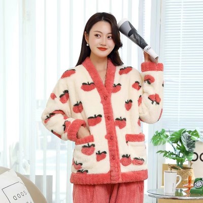 2023新款桃子秋冬乌龙桃加厚暖暖套装休闲家居服睡衣珊瑚绒女图2