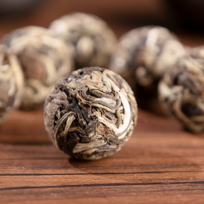 云南普洱茶月光白茶龙珠一粒一泡小沱茶散装沱茶现货批发500克图3
