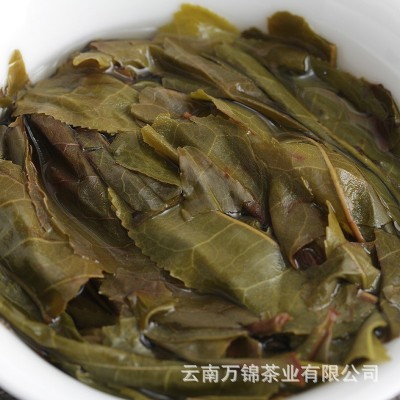 批发 普洱茶生茶 2020班章大叶 云南大树乔木七子饼茶叶357g茶饼图4