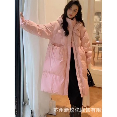 2023冬季新款韩版时尚中长款90绒连帽羽绒服女纯色白鸭绒宽松外套图3