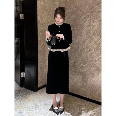 今年流行漂亮爆款连衣裙女装2023新款秋季假两件气质拼接小黑长裙图2