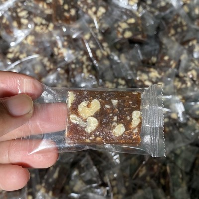 厂家货源 枣泥核桃糕 南枣核桃糕 传统制作南枣糕枣泥糕30斤/箱图4