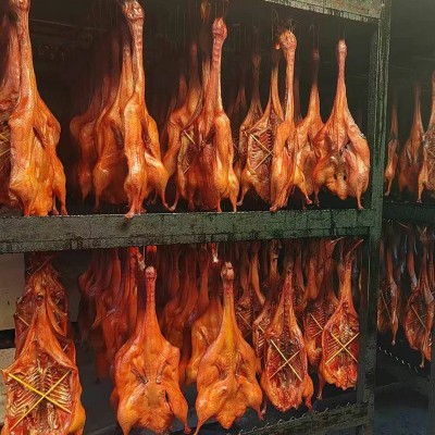 腊鸭子正宗湖南柴火烟熏农家散养成年鸭湘菜饭店批发约650g一只图2