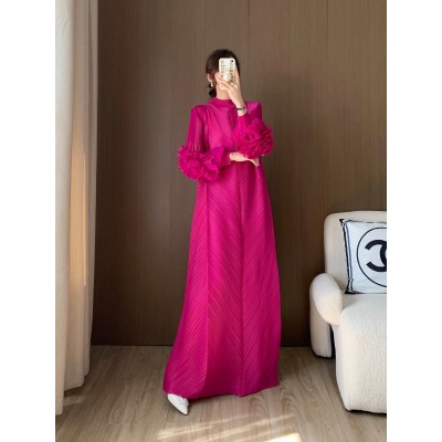 时尚褶皱连衣裙女高级感盘花宽松显瘦加长款大码长裙礼服裙子洋装图4