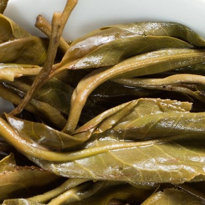 竹林寨古树龙珠茶 普洱生茶 晒青绿茶 各种散茶厂家 干燥通风图6