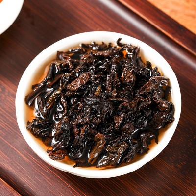 云南普洱熟茶饼圣茶进藏357g茶叶 茶饼茶树王茶厂批发 普洱茶图2