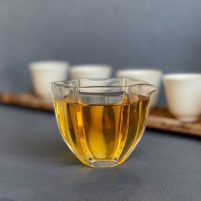 北袍武夷山金骏眉红茶头春蜜香黄芽金俊眉散装批发果香金骏 眉茶叶图2