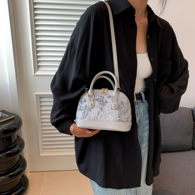 流行时尚花纹拼接单肩斜挎包包女bags2023夏季新款简约手 提贝壳包图3