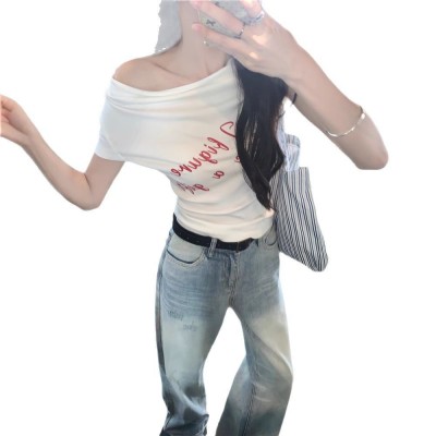 一字领短袖修身T恤女2025夏季字母印花显瘦辣妹百搭短款露肩上衣图4