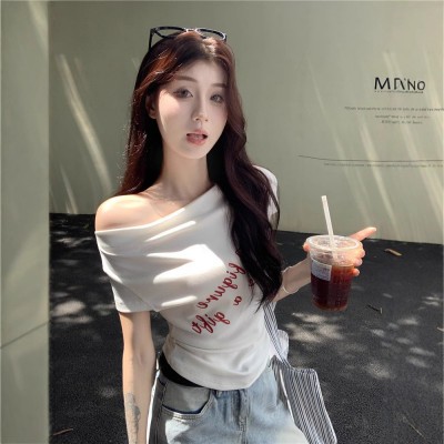 一字领短袖修身T恤女2025夏季字母印花显瘦辣妹百搭短款露肩上衣