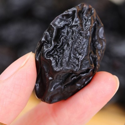 新疆西梅干无加蔗糖无添加低脂孕妇酸甜零食西梅特产非特级乌梅子图5
