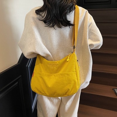 跨境尼龙包包女包2025新款时尚休闲大容量单肩斜挎包学生托特包女图3