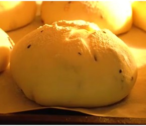 云朵一样❗️我最喜欢的坚果面包食谱，没有揉面，好吃又简单，孩子们每天都想吃到