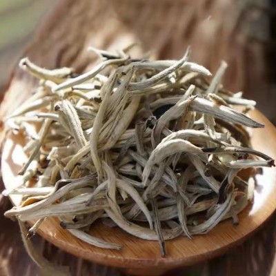 云南古树月光白银芽普洱茶 春季茶叶 甜润茶香银白色500g散装白茶图3